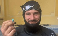 男子水下憋气29分钟刷新世界纪录，时长大约是海豚2倍