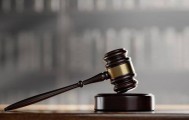 公公车祸去世留下63万赔偿款 法院认定儿媳非近亲属无权分配，一外地女经鉴定是其女儿获分配权