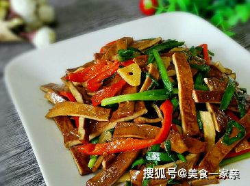 香干怎么炒比较嫩 香干可以和什么一起炒？