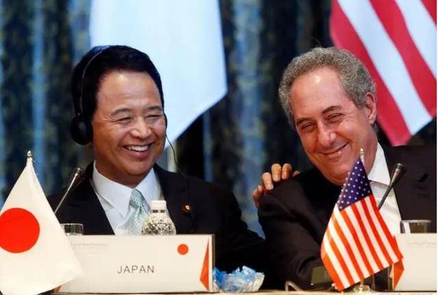 日本崩盘，将落后韩国！日本的汇率暴跌