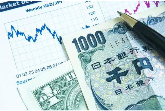 日本崩盘，将落后韩国！日本的汇率暴跌