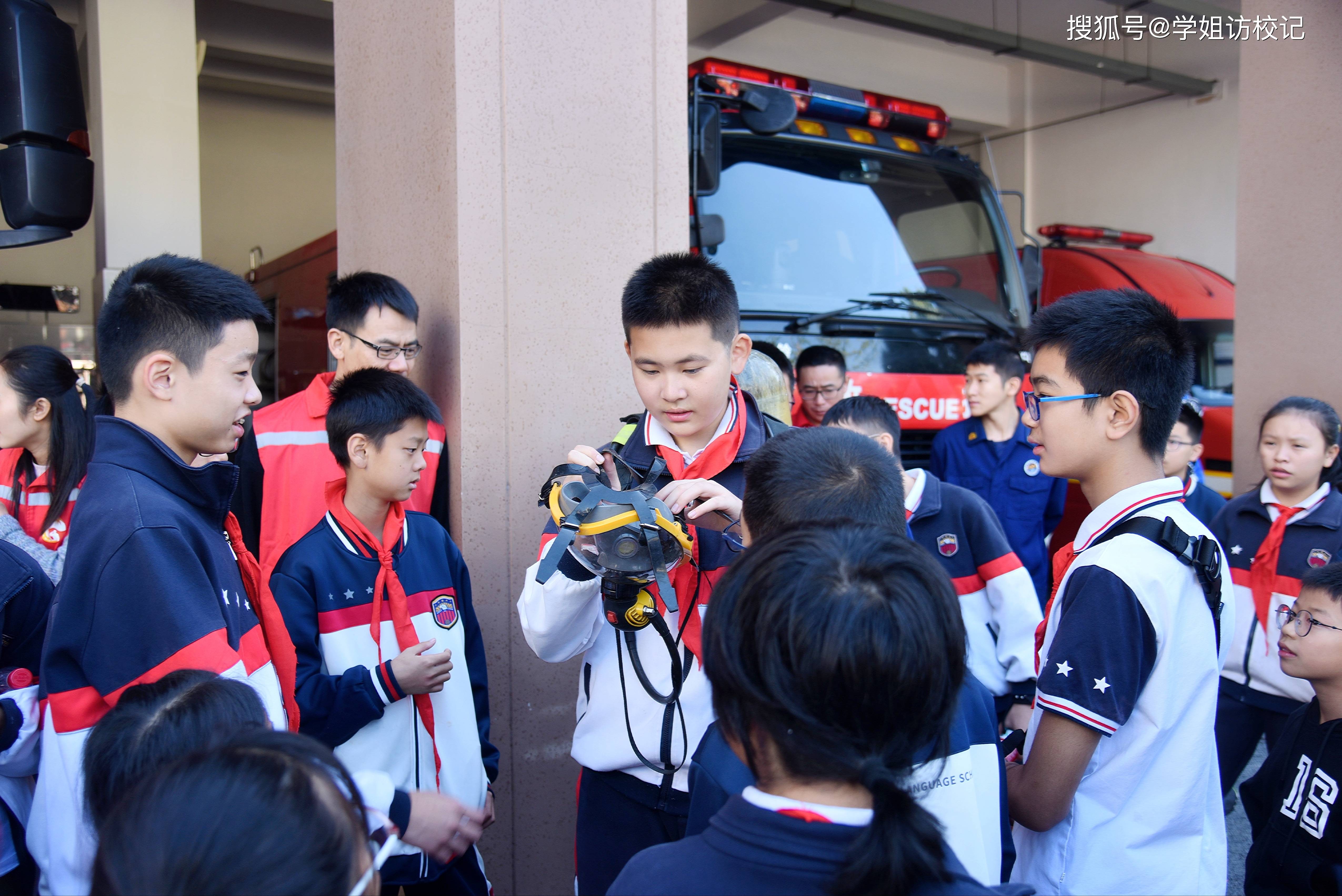 “摆烂式作业”爆红全网！“暑假生活”做了也白做？